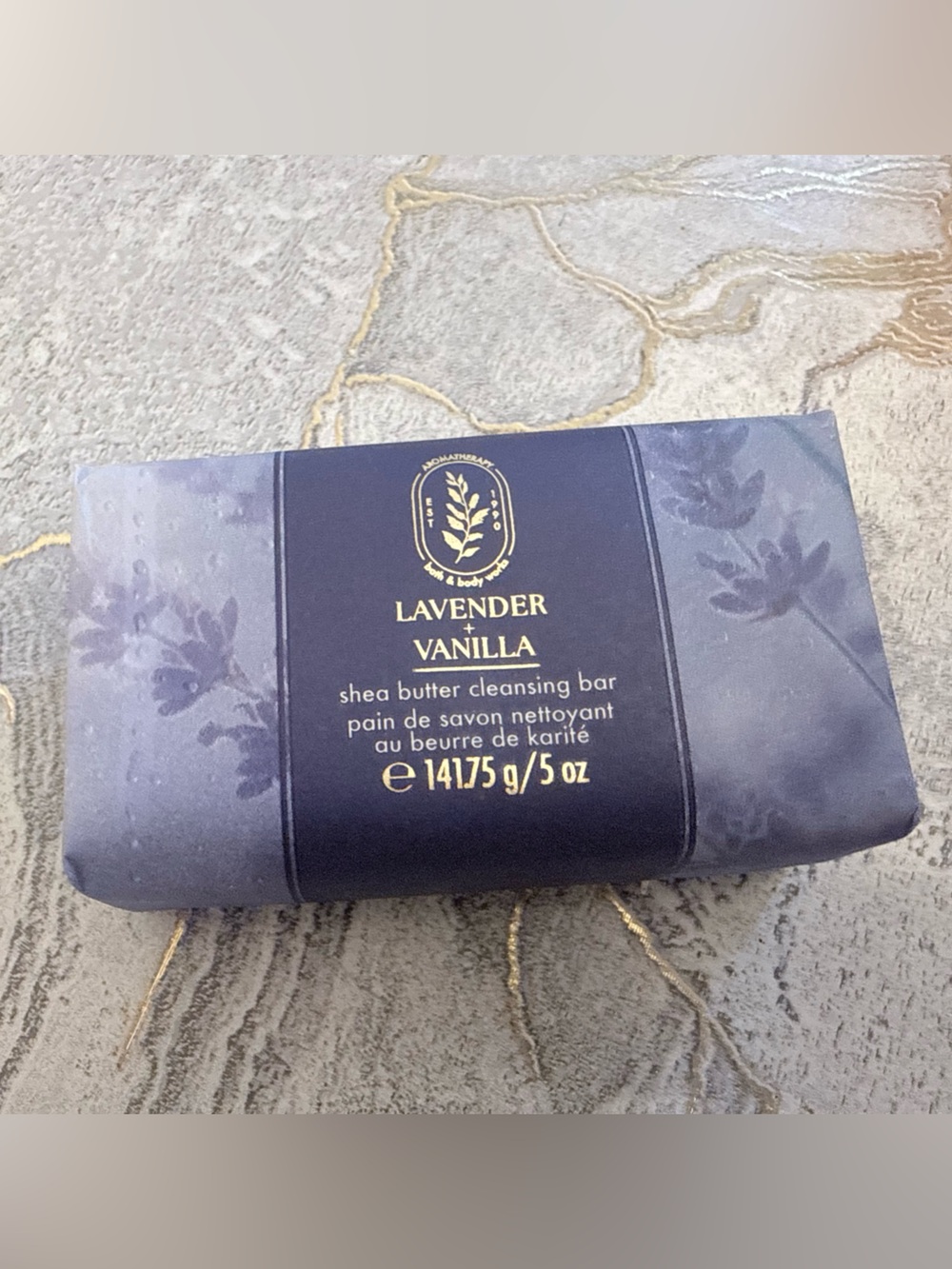 Bath & Body Works Lavender Vanilla Shea Butter Cleansing Bar - Purple